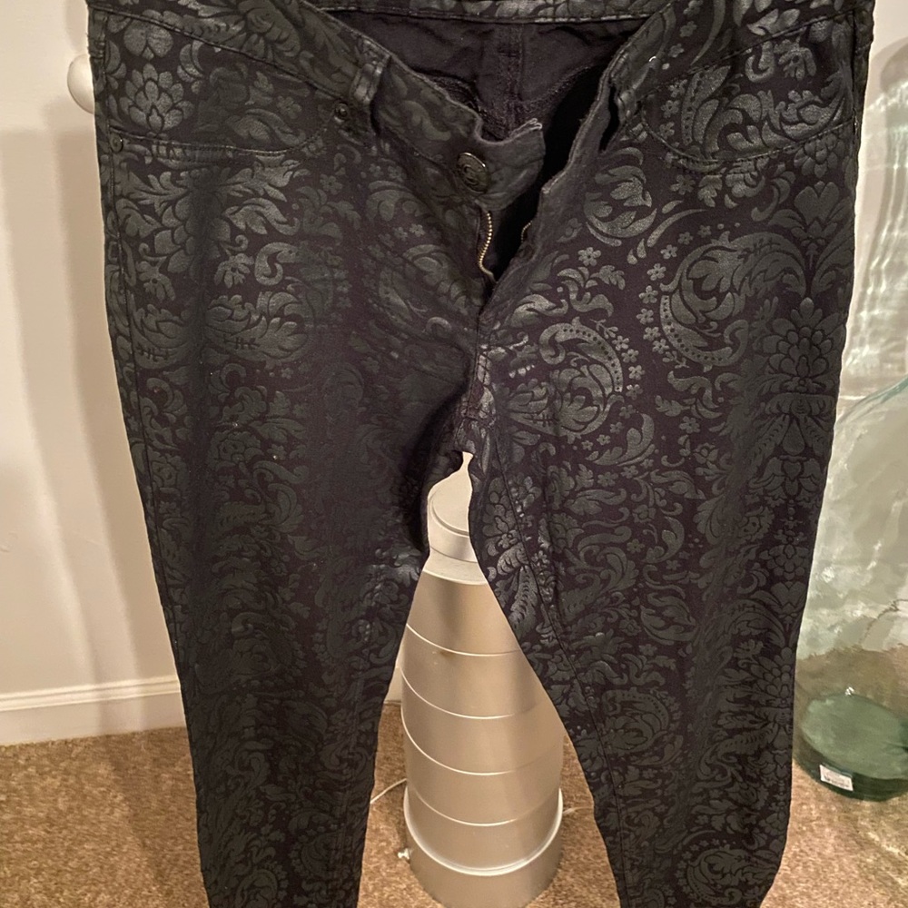 Seven7 Black Paisley Coated Skinny Jeans Size 12